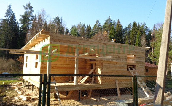 Строительство дома из не строганного бруса в Истринском районе п. Снегири