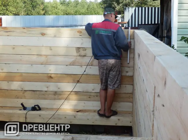 Строительство дома из бруса по проекту ДБ10, фото 8 из 19