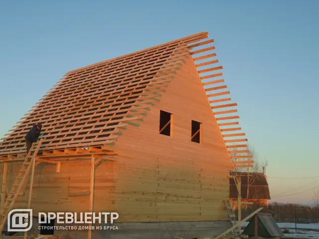 Строительство дома из профилированного бруса 145х195 мм размером 9х9 м., фото 21 из 31