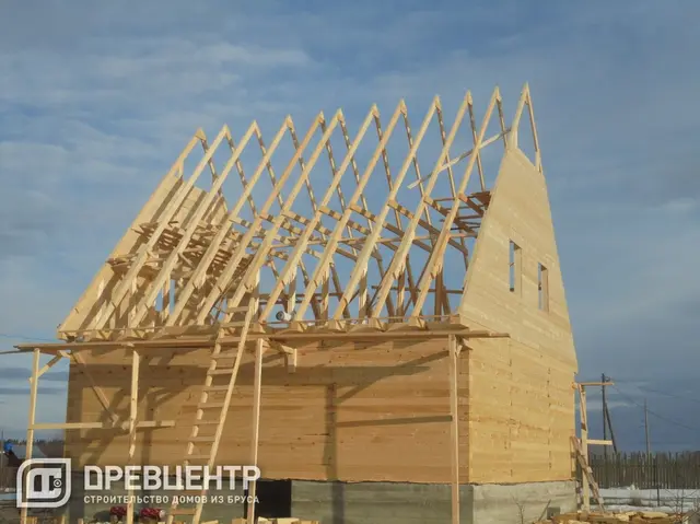Строительство дома из профилированного бруса 145х195 мм размером 9х9 м., фото 16 из 31