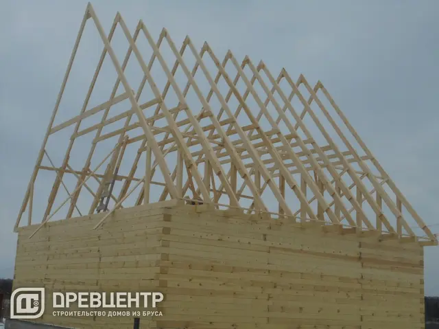Строительство дома из профилированного бруса 145х195 мм размером 9х9 м., фото 15 из 31