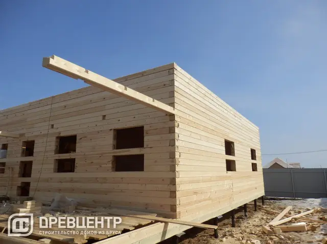 Фоторепортаж строительства дома из профилированного бруса, фото 9 из 15