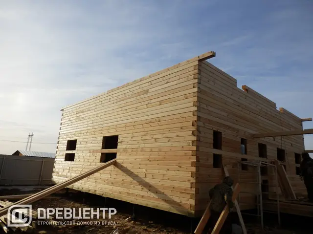 Фоторепортаж строительства дома из профилированного бруса, фото 10 из 15