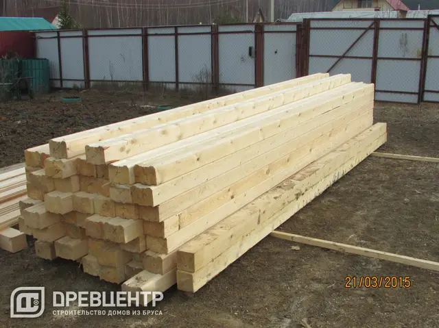 Строительство дома из профилированного бруса 145х195 мм по проекту ДБ 70 в Калужской области, фото 12 из 26