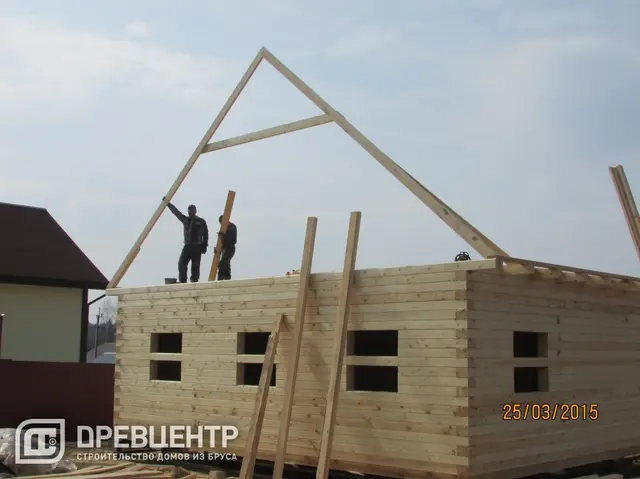Строительство дома из профилированного бруса 145х195 мм по проекту ДБ 70 в Калужской области, фото 22 из 26