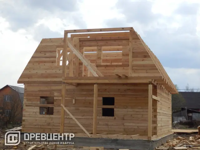 Строительство дома из бруса по проекту ДБ96 в Алексинском районе с обработкой антисептиком, фото 9 из 17
