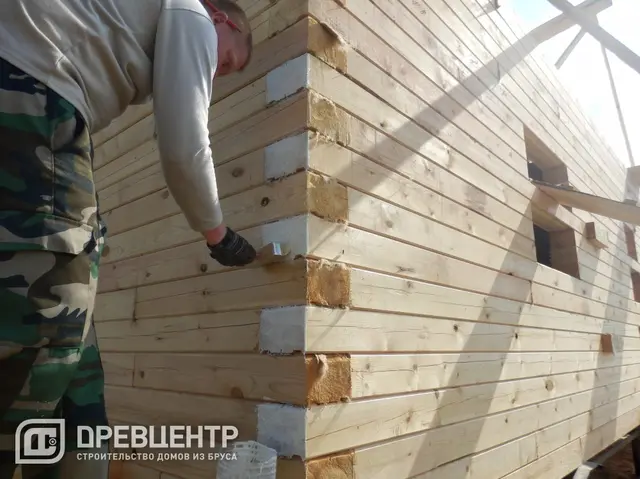Строительство дома из бруса по проекту ДБ31 в Боровском районе Калужской области, фото 12 из 24