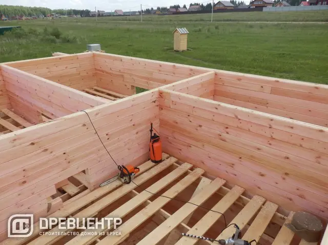 Строительство дома из бруса по проекту ДБ31 в Боровском районе Калужской области, фото 10 из 24