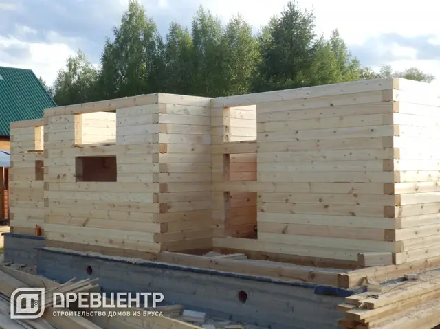 Строительство дома из бруса по проекту ДБ 114 в Волоколамском районе, фото 12 из 22