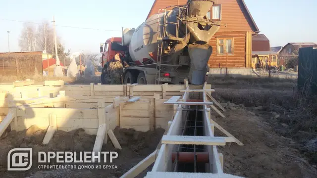 Строительство фундамента под дом из бруса по проекту ДБ 32, фото 9 из 13