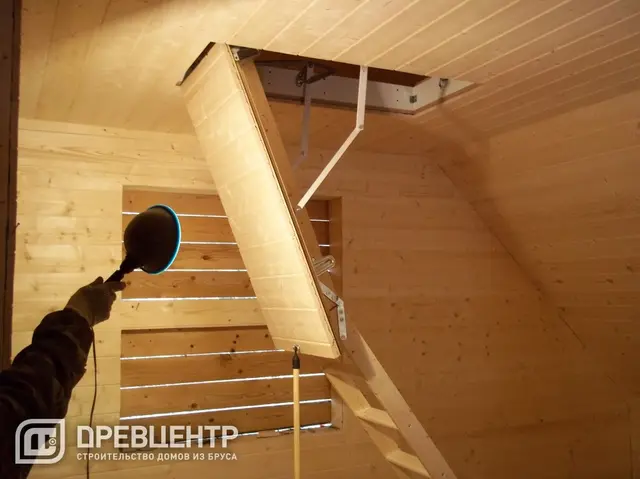 Фоторепортаж отделки мансардного этажа дома из бруса, фото 10 из 16